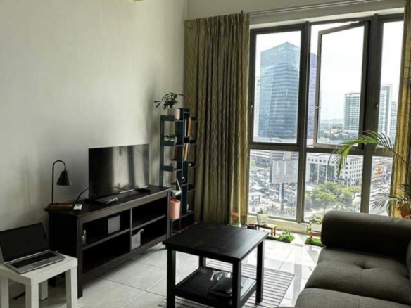 Studio Unit @ 1 Bukit Utama Condominium