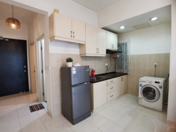 Studio Unit @ 1 Bukit Utama Condominium