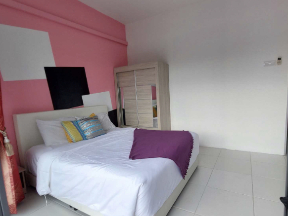 Studio Unit For Rent | Robson Condominium