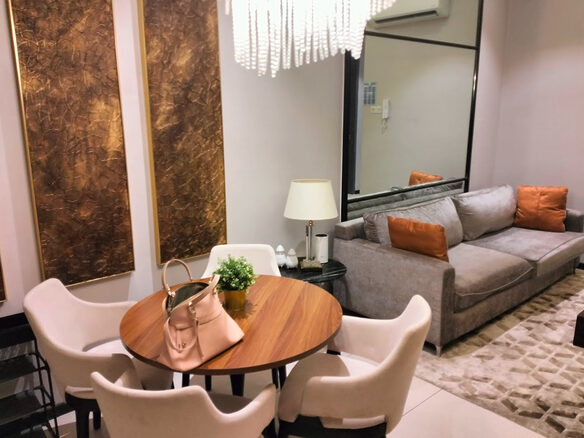 Room For Rent | Angkasa Condominium