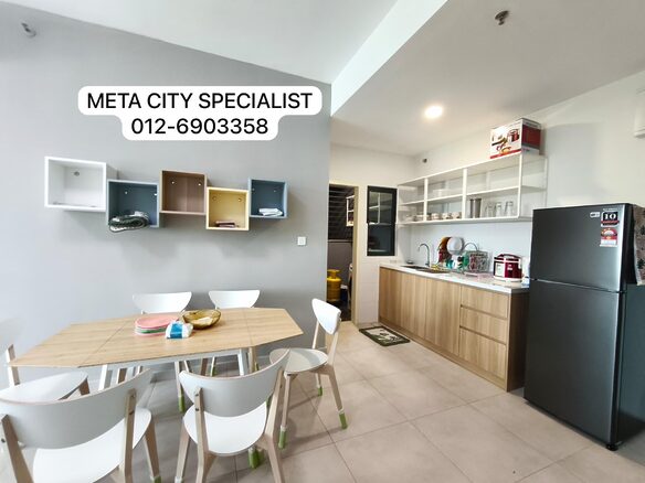 Meta Residence Room For Rent