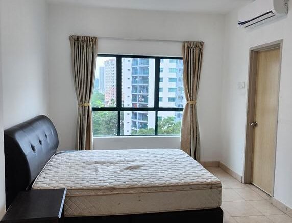 Dutamas, Changkat View Room For Rent