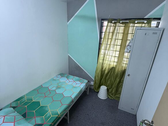 Single Room Male at Flora Damansara KPJ2 1Utama