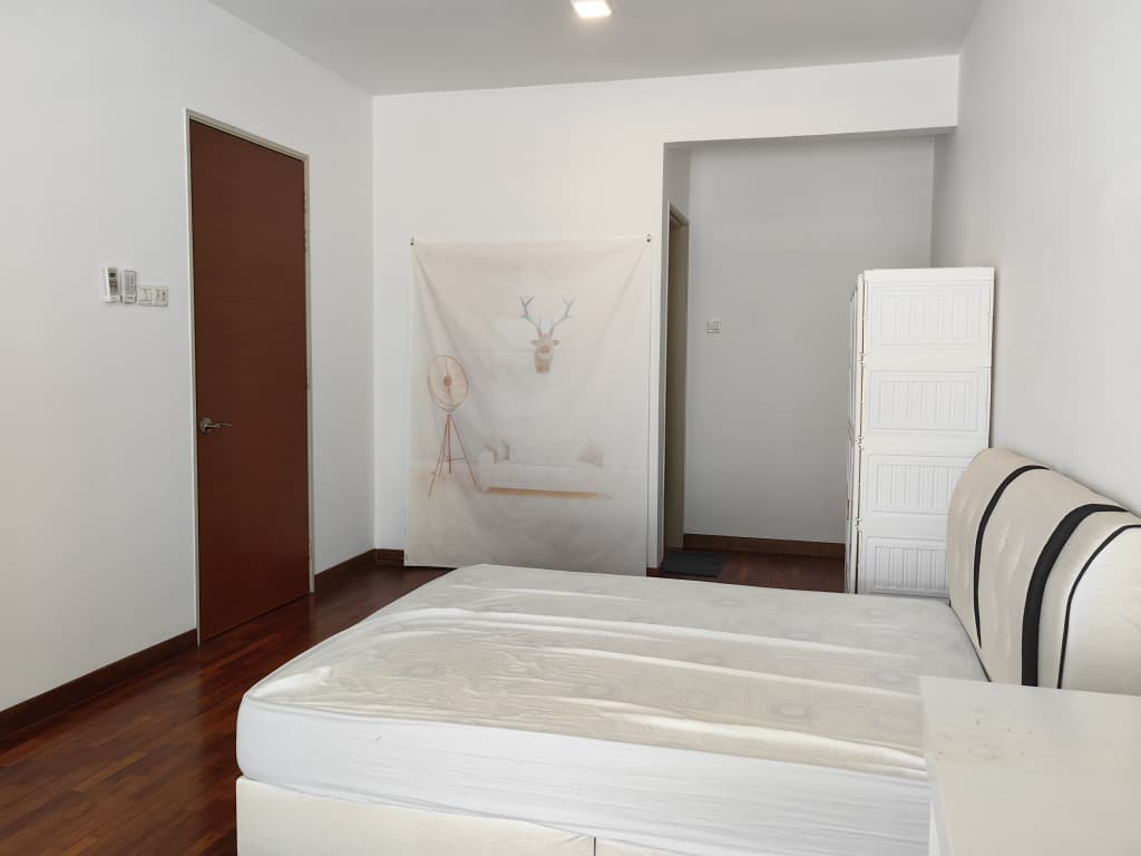 Puchong master room for rent