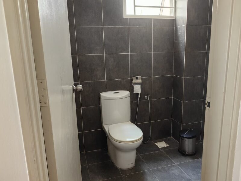 Puchong master room for rent