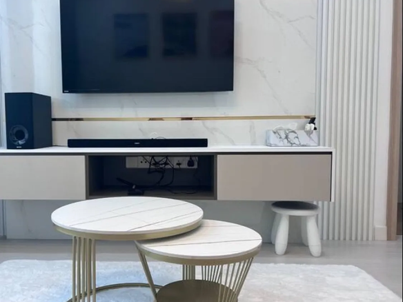 Studio unit for rent At M Condominium