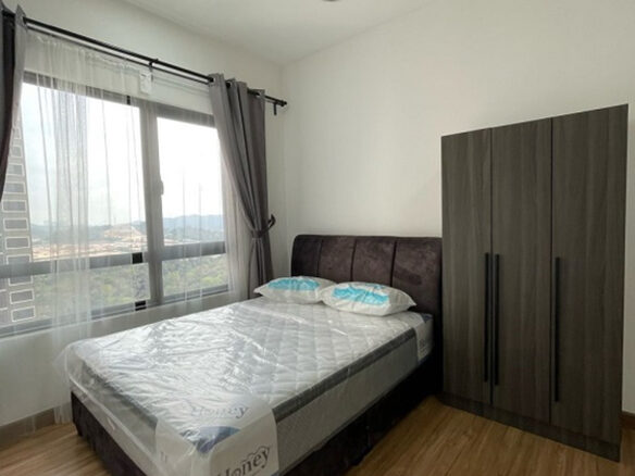 Fully furnished studio unit