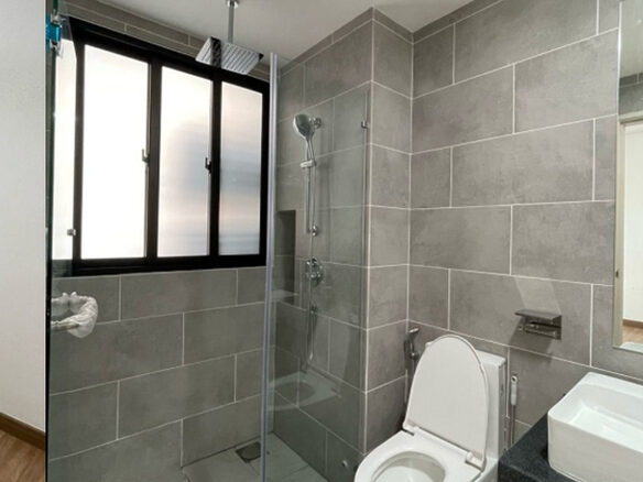 Fully furnished studio unit
