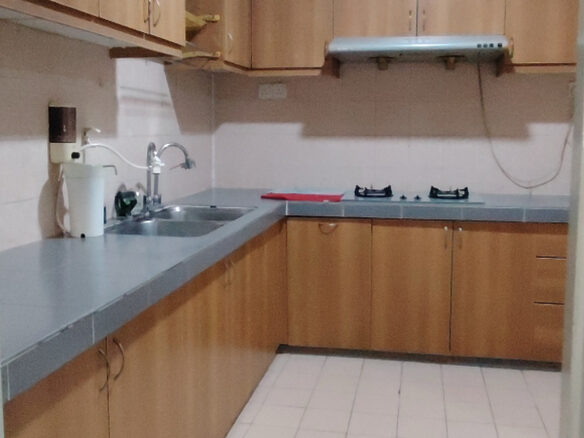 Fully furnished studio unit