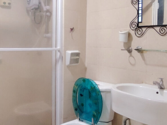 Fully furnished studio unit