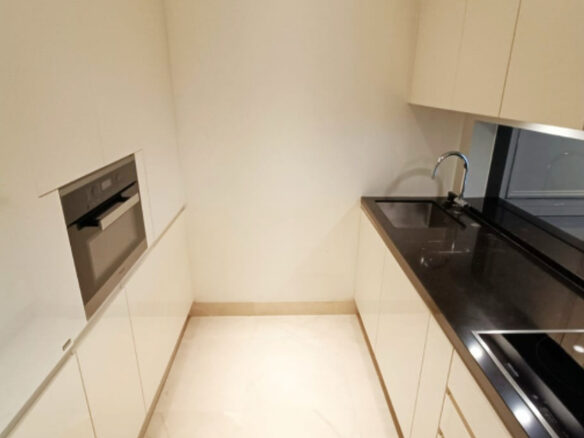 Fully furnished studio unit