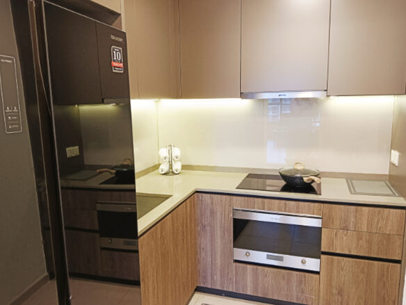 Fully furnished studio unit