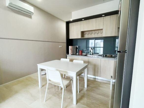 Fully Furnished studio unit at Lido Residency