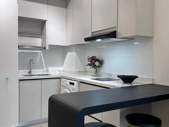 Studio unit for rent At Pavilion Residences