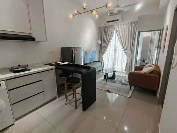 Studio unit for rent At Pavilion Residences