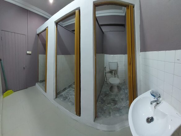 Queen Size Bedroom for Rent (Takada Area)