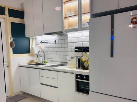 Studio unit for rent At M Condominium