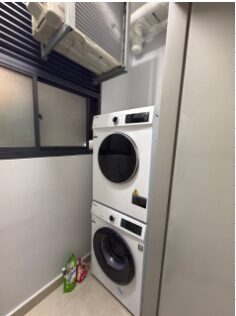 M Vertica KL_R4 Small Room_Female