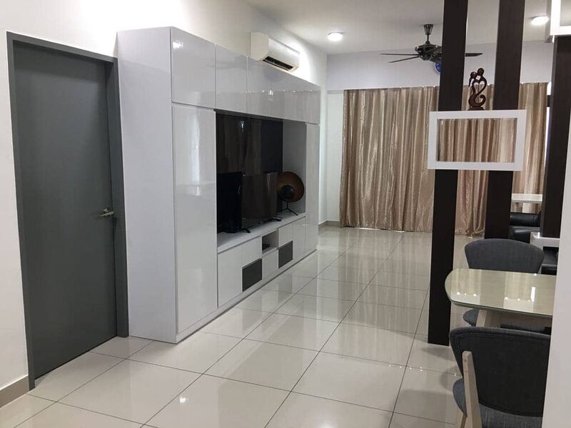 Citywood Apartment 2Bed 2Bath @ JB Town/CIQ