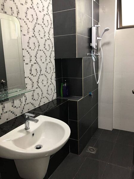 Citywood Apartment 2Bed 2Bath @ JB Town/CIQ