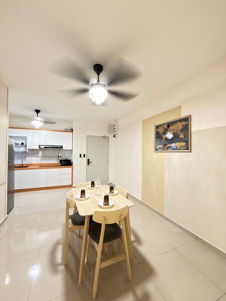 Dutamas Dahlia Segambut_R2 Medium Room_Female