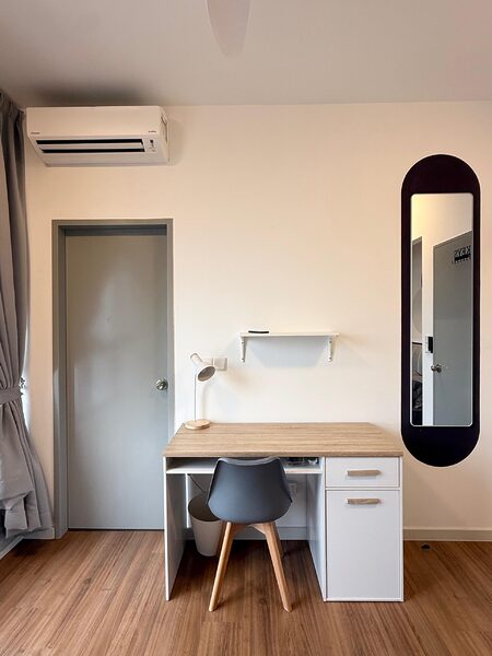 IMG_0057 M Vertica KL_R1 Master Room_Female w Bathroom
