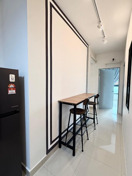 IMG_0090 M Vertica KL_R1 Master Room_Female w Bathroom