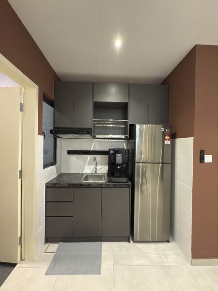 Razak City Residences_R2 Medium Room & Bath_Female