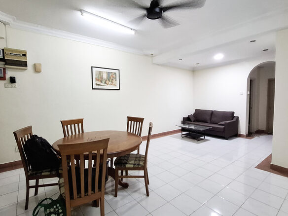 Fully Furnished Kota Kemuning Room for Rent!