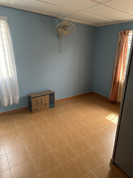 Master bedroom for rent