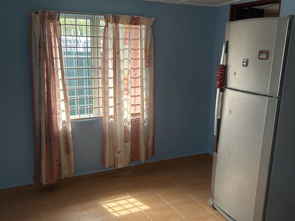 Master bedroom for rent