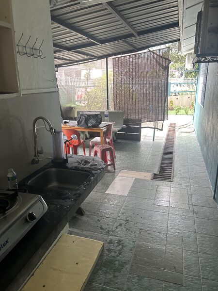 Master bedroom for rent