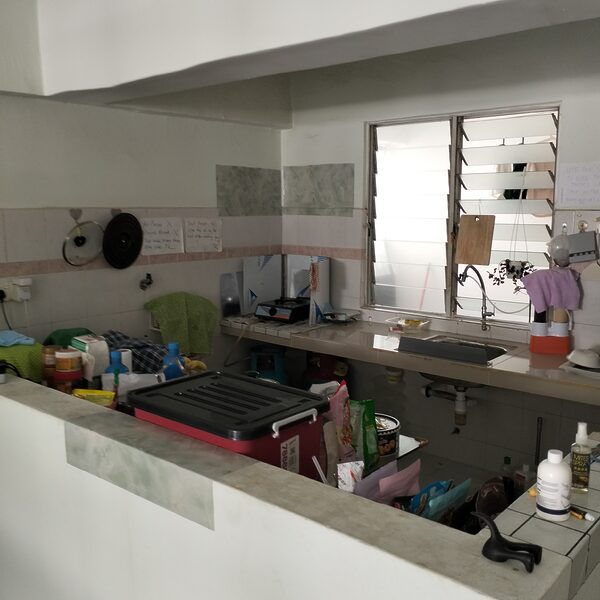 Medium room for rent at Plaza 393 Block C