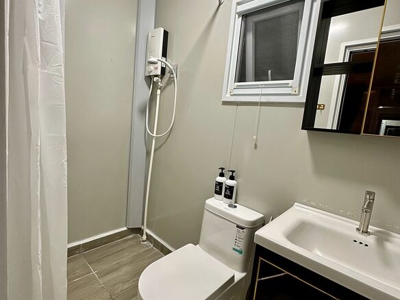 Cabin Private Studio For Rent