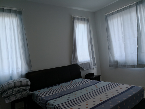 Master bedroom for rent with lake view