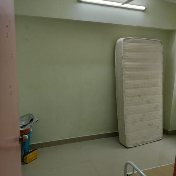 Medium room for rent at Plaza 393 Block C