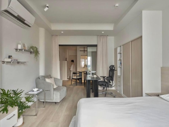 M Vertical KL Residence