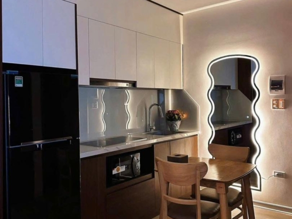 Park Seven Condominium
