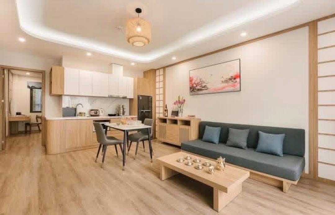 One Menerung Condominium