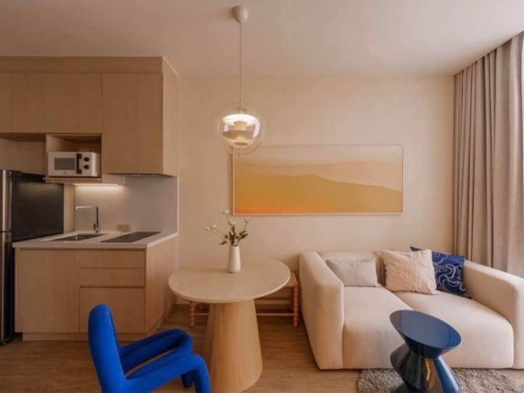 8Scape Residensi