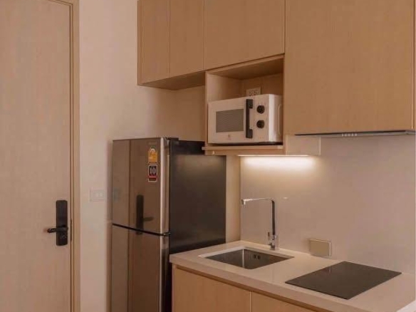 8Scape Residensi