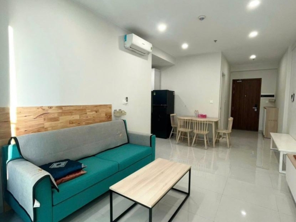 6 Capsquare Condominium