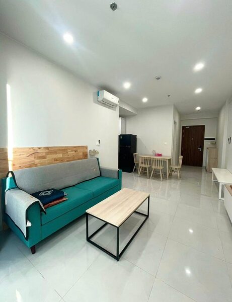 6 Capsquare Condominium