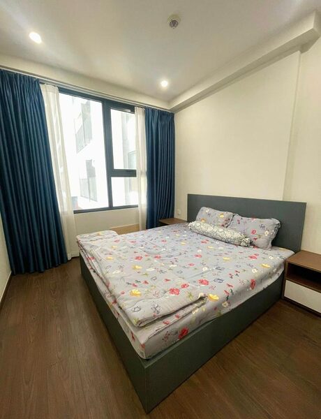 6 Capsquare Condominium