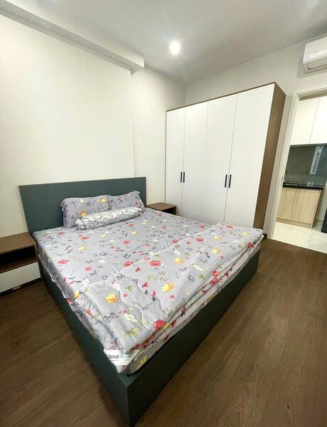 6 Capsquare Condominium
