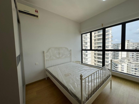 Aria Luxury Residence Condominium