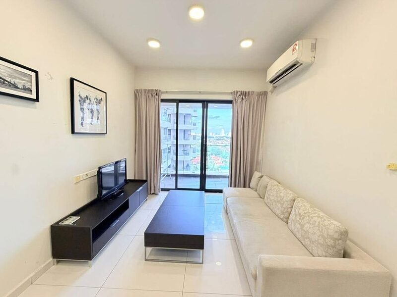 Fully Furnished Sterling Condominium
