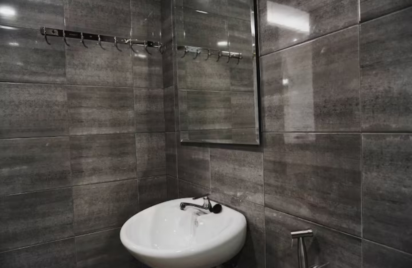 Fully furnished studio apartment for rent
