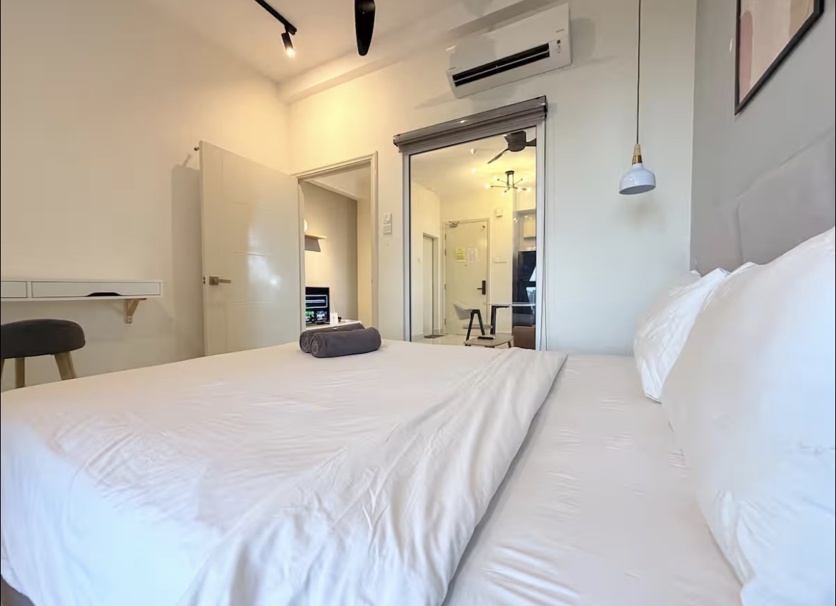 Fully furnished studio apartment for rent
