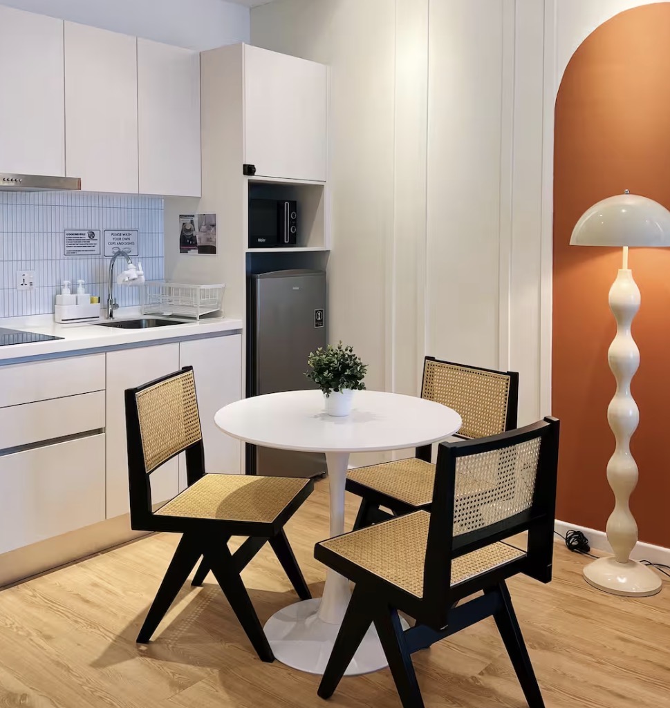Fully furnished studio apartment for rent